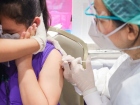 ภาพบรรยากาศการฉีดวัคซีนโควิด-19 เข็มที่ 1 ของนักเรียนระดับชั ... Image 104