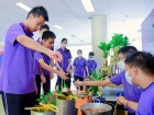 กิจกรรมหล่อเทียน และถวายเทียนพรรษา เนื่องในวันอาสาฬหบูชาและว ... Image 353