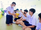 กิจกรรมหล่อเทียน และถวายเทียนพรรษา เนื่องในวันอาสาฬหบูชาและว ... Image 358