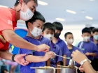 กิจกรรมหล่อเทียน และถวายเทียนพรรษา เนื่องในวันอาสาฬหบูชาและว ... Image 40