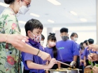 กิจกรรมหล่อเทียน และถวายเทียนพรรษา เนื่องในวันอาสาฬหบูชาและว ... Image 44