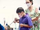 กิจกรรมหล่อเทียน และถวายเทียนพรรษา เนื่องในวันอาสาฬหบูชาและว ... Image 45