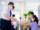 กิจกรรมหล่อเทียน และถวายเทียนพรรษา เนื่องในวันอาสาฬหบูชาและว ... Image 53