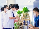 กิจกรรมหล่อเทียน และถวายเทียนพรรษา เนื่องในวันอาสาฬหบูชาและว ... Image 72