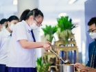 กิจกรรมหล่อเทียน และถวายเทียนพรรษา เนื่องในวันอาสาฬหบูชาและว ... Image 74