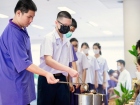 กิจกรรมหล่อเทียน และถวายเทียนพรรษา เนื่องในวันอาสาฬหบูชาและว ... Image 88