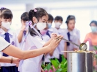 กิจกรรมหล่อเทียน และถวายเทียนพรรษา เนื่องในวันอาสาฬหบูชาและว ... Image 105