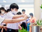 กิจกรรมหล่อเทียน และถวายเทียนพรรษา เนื่องในวันอาสาฬหบูชาและว ... Image 109