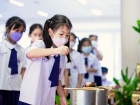 กิจกรรมหล่อเทียน และถวายเทียนพรรษา เนื่องในวันอาสาฬหบูชาและว ... Image 124