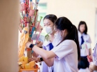 กิจกรรมหล่อเทียน และถวายเทียนพรรษา เนื่องในวันอาสาฬหบูชาและว ... Image 144