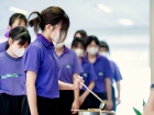 กิจกรรมหล่อเทียน และถวายเทียนพรรษา เนื่องในวันอาสาฬหบูชาและว ... Image 168