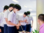 กิจกรรมหล่อเทียน และถวายเทียนพรรษา เนื่องในวันอาสาฬหบูชาและว ... Image 255