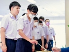 กิจกรรมหล่อเทียน และถวายเทียนพรรษา เนื่องในวันอาสาฬหบูชาและว ... Image 257