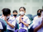 กิจกรรมหล่อเทียน และถวายเทียนพรรษา เนื่องในวันอาสาฬหบูชาและว ... Image 428