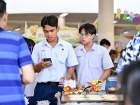 การจำหน่ายอาหาร เครื่องดื่ม และช้อนไข่ลุ้นโชค ก่อนงานประจำปี ... Image 437