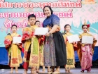 นักเรียนร่วมแสดงโขน เนื่องในงานนมัสการพระพุทธสิหิงค์ และงานม ... Image 6