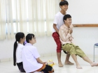 การแสดงละครพูด เรื่อง เห็นแก่ลูก ของนักเรียนขั้นมัธยมศึกษาปี ... Image 29