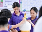 บรรยากาศการทำพานไหว้ครู ปีการศึกษา 2568 Image 38