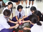 บรรยากาศการทำพานไหว้ครู ปีการศึกษา 2568 Image 181