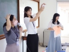 กิจกรรมเสริมหลักสูตร “การทำตุ๊กตาไล่ฝน (Teruterubosu)&quot; Image 4