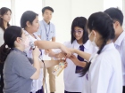 กิจกรรมเสริมหลักสูตร “การทำตุ๊กตาไล่ฝน (Teruterubosu)&quot; Image 8