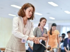 กิจกรรมหล่อเทียน เนื่องในวันอาสาฬหบูชาและวันเข้าพรรษา ประจำป ... Image 17