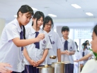 กิจกรรมหล่อเทียน เนื่องในวันอาสาฬหบูชาและวันเข้าพรรษา ประจำป ... Image 41