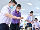 กิจกรรมหล่อเทียน เนื่องในวันอาสาฬหบูชาและวันเข้าพรรษา ประจำป ... Image 161