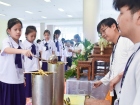 กิจกรรมหล่อเทียน เนื่องในวันอาสาฬหบูชาและวันเข้าพรรษา ประจำป ... Image 192