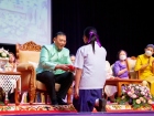 พิธีมอบเครื่องหมายเชิดชูเกียรติ และทุนนักกีฬาดีเด่น ประจำปีก ... Image 103