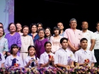 พิธีมอบเครื่องหมายเชิดชูเกียรติ และทุนนักกีฬาดีเด่น ประจำปีก ... Image 150
