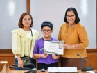 พิธีมอบประกาศนียบัตรแก่ครอบครัวเจ้าภาพ โครงการแลกเปลี่ยนการศ ... Image 97