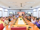 พิธีมอบประกาศนียบัตรแก่ครอบครัวเจ้าภาพ โครงการแลกเปลี่ยนการศ ... Image 105