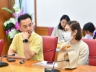พิธีมอบประกาศนียบัตรแก่ครอบครัวเจ้าภาพ โครงการแลกเปลี่ยนการศ ... Image 111