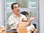 พิธีมอบประกาศนียบัตรแก่ครอบครัวเจ้าภาพ โครงการแลกเปลี่ยนการศ ... Image 131