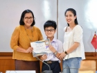พิธีมอบประกาศนียบัตรแก่ครอบครัวเจ้าภาพ โครงการแลกเปลี่ยนการศ ... Image 63