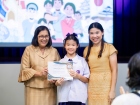 พิธีมอบประกาศนียบัตรแก่ครอบครัวเจ้าภาพ โครงการแลกเปลี่ยนการศ ... Image 32