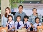 พิธีทำบุญตักบาตรข้าวสารอาหารแห้ง เนื่องในโอกาสวันเฉลิมพระชนม ... Image 16