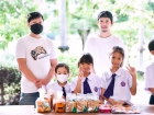 พิธีทำบุญตักบาตรข้าวสารอาหารแห้ง เนื่องในโอกาสวันเฉลิมพระชนม ... Image 53