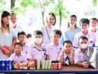พิธีทำบุญตักบาตรข้าวสารอาหารแห้ง เนื่องในโอกาสวันเฉลิมพระชนม ... Image 70