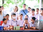 พิธีทำบุญตักบาตรข้าวสารอาหารแห้ง เนื่องในโอกาสวันเฉลิมพระชนม ... Image 71