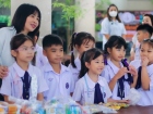 พิธีทำบุญตักบาตรข้าวสารอาหารแห้ง เนื่องในโอกาสวันเฉลิมพระชนม ... Image 80