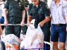 พิธีทำบุญตักบาตรข้าวสารอาหารแห้ง เนื่องในโอกาสวันเฉลิมพระชนม ... Image 120