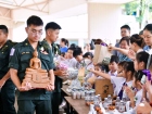 พิธีทำบุญตักบาตรข้าวสารอาหารแห้ง เนื่องในโอกาสวันเฉลิมพระชนม ... Image 121