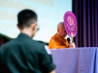 พิธีทำบุญตักบาตรข้าวสารอาหารแห้ง เนื่องในโอกาสวันเฉลิมพระชนม ... Image 227