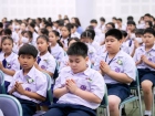 พิธีทำบุญตักบาตรข้าวสารอาหารแห้ง เนื่องในโอกาสวันเฉลิมพระชนม ... Image 288