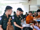 พิธีทำบุญตักบาตรข้าวสารอาหารแห้ง เนื่องในโอกาสวันเฉลิมพระชนม ... Image 163