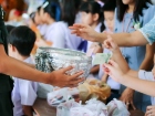 พิธีทำบุญตักบาตรข้าวสารอาหารแห้ง เนื่องในโอกาสวันเฉลิมพระชนม ... Image 165
