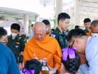 พิธีทำบุญตักบาตรข้าวสารอาหารแห้ง เนื่องในโอกาสวันเฉลิมพระชนม ... Image 186