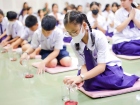 พิธีแสดงตนเป็นพุทธมามกะและการบริหารจิตเจริญปัญญา ระดับชั้นปร ... Image 54